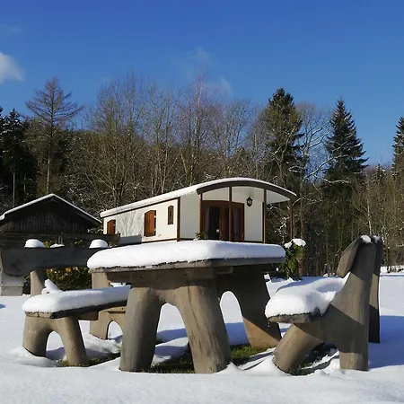 캠프장 Glamping For Four Persons 바트사흐사